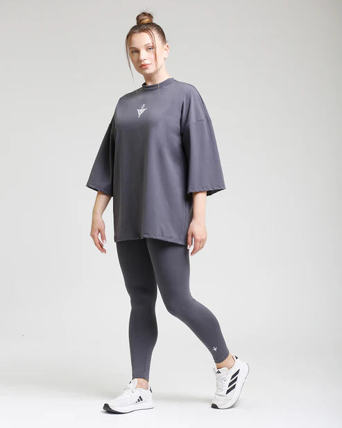 Mustan rento t-paita Graphite